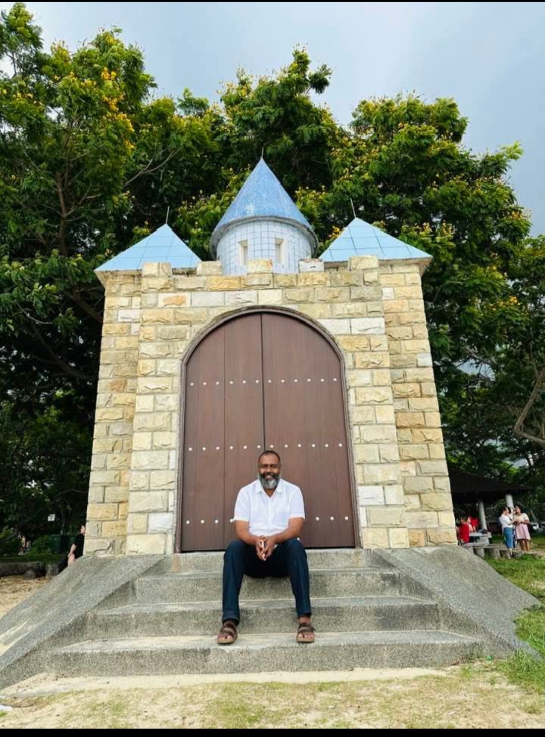 ஒவ்வொரு தனி நபருக்கும், வாஸ்து வேறுபடும் என்ற புரிதலைத் தந்த, ALP அட்சய வாஸ்து ஜோதிடத்துக்கு, நன்றி.
